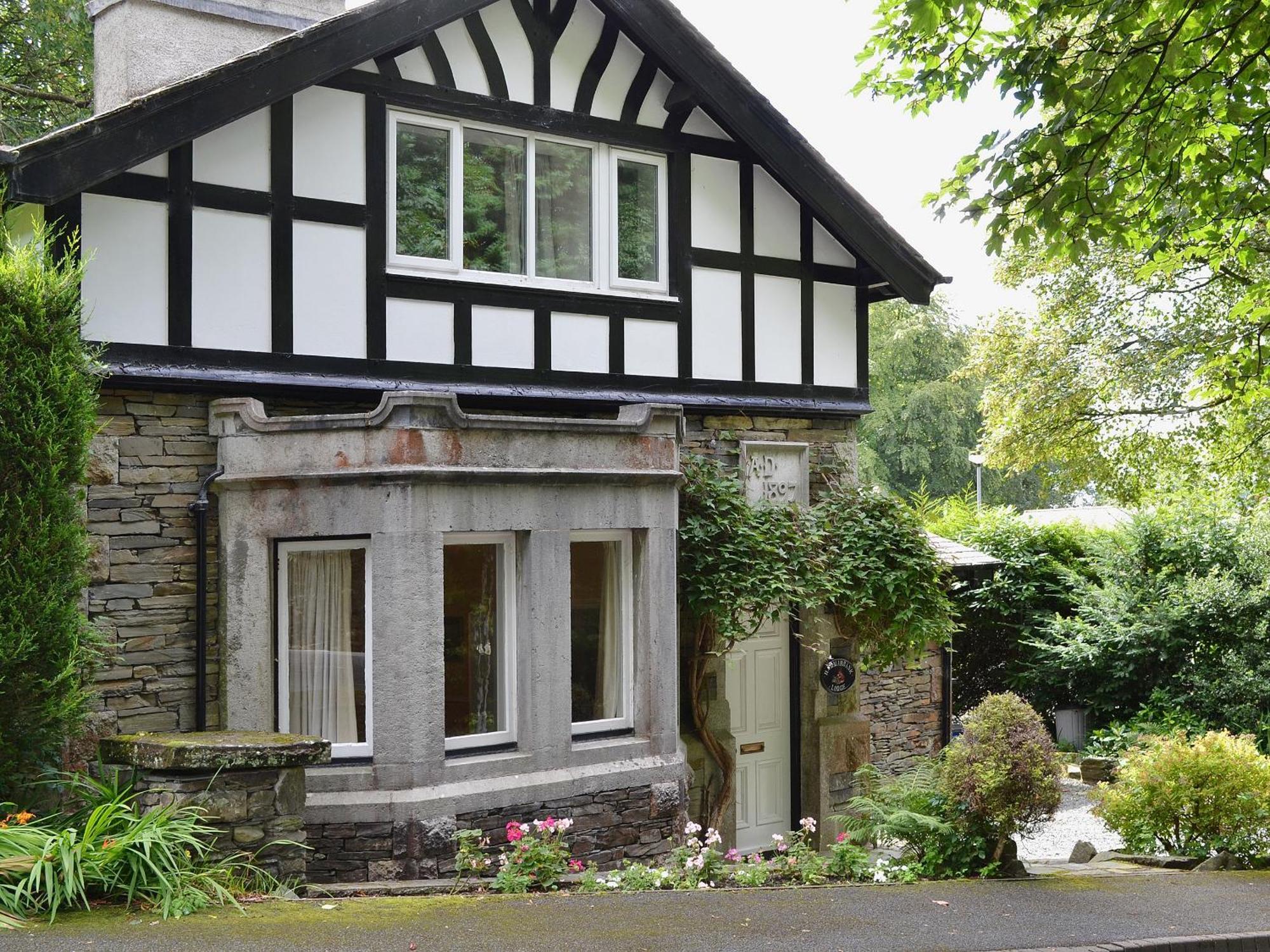 Hammer Bank Lodge วินเดอร์เมียร์ ภายนอก รูปภาพ